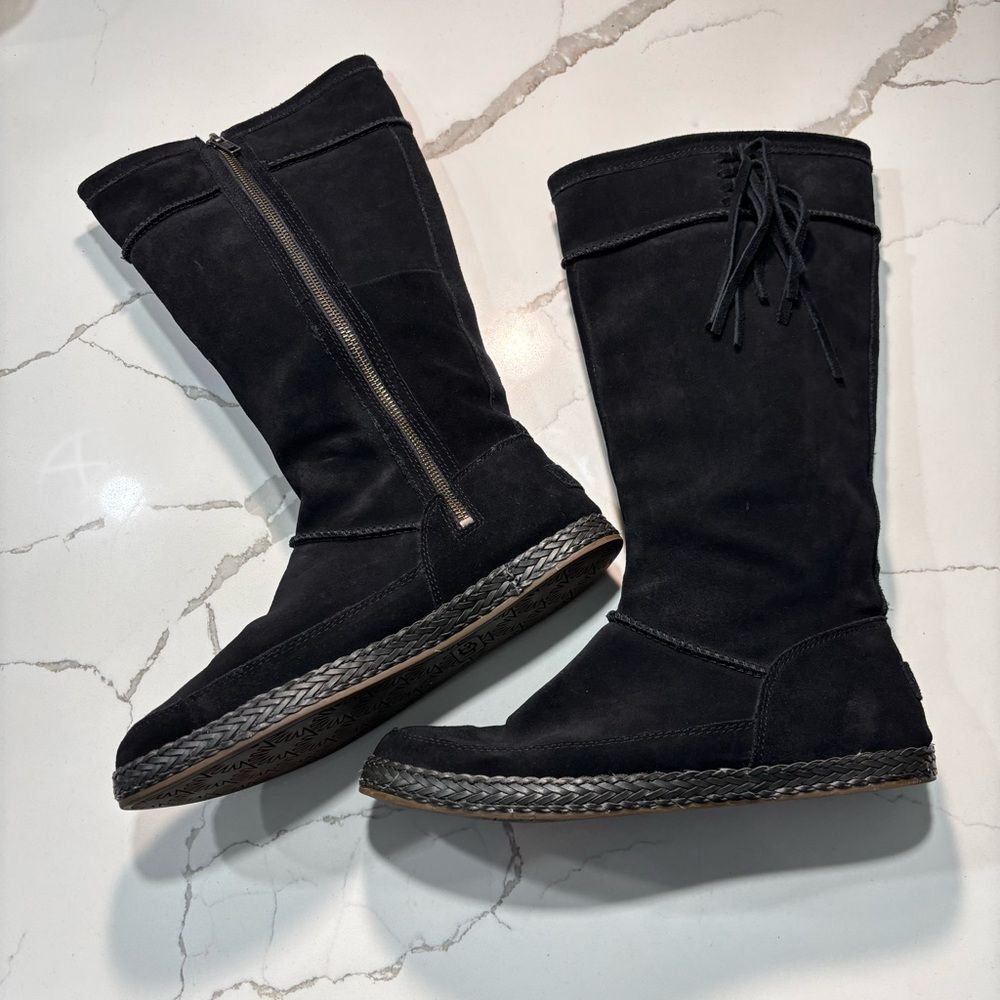 UGG Emerie Women’s Black Leather Suede Tall Moccasin Boots Zipper Tassels 10
